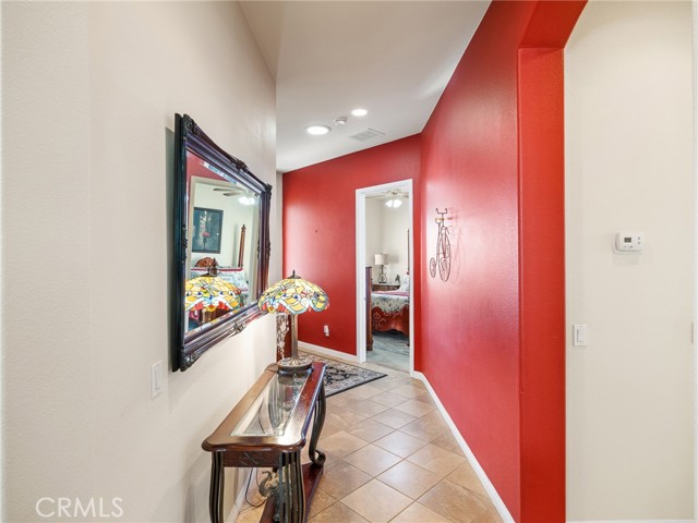 Detail Gallery Image 5 of 46 For 19330 Galloping Hill, Apple Valley,  CA 92308 - 2 Beds | 2 Baths