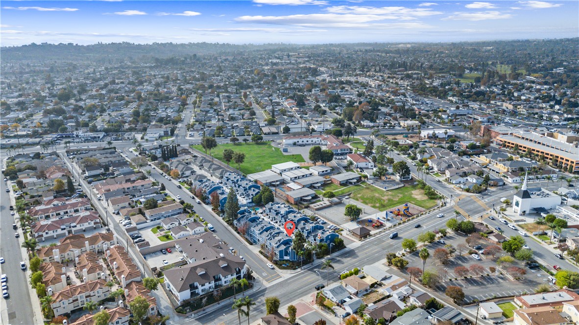 Detail Gallery Image 39 of 43 For 205 S Redwood Ave #H,  Brea,  CA 92821 - 3 Beds | 2/1 Baths