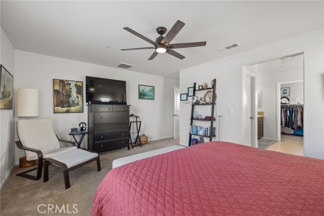 12200 White Rapids Way, Bakersfield CA: https://media.crmls.org/medias/d522eeb2-78a4-447d-9f41-65ae901ee79c.jpg