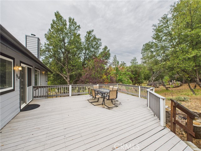 Detail Gallery Image 12 of 43 For 6107 Monte Vista, Mariposa,  CA 95338 - 3 Beds | 3 Baths