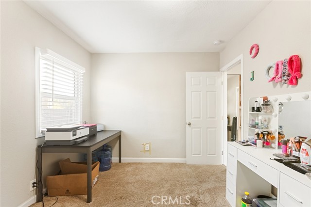 Detail Gallery Image 9 of 29 For 619 W Center St, Pomona,  CA 91768 - 3 Beds | 1 Baths