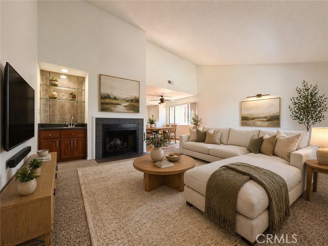 Front Image Thumbnail for CROC26089336