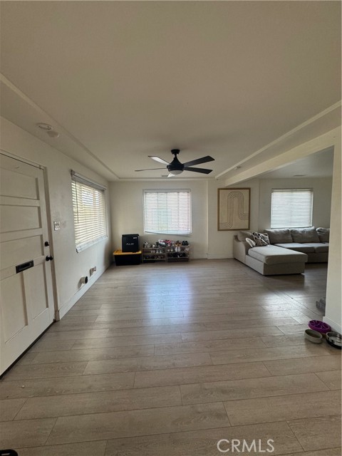 Detail Gallery Image 7 of 9 For 2544 Ulric St, San Diego,  CA 92111 - 2 Beds | 2 Baths