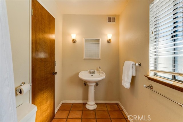 Detail Gallery Image 35 of 62 For 710 Evans, San Luis Obispo,  CA 93401 - 5 Beds | 3 Baths