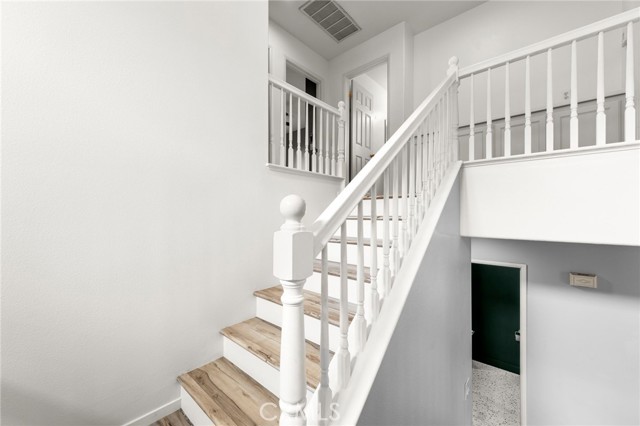 Detail Gallery Image 17 of 34 For 431 W Bay St #S,  Costa Mesa,  CA 92627 - 3 Beds | 2/1 Baths