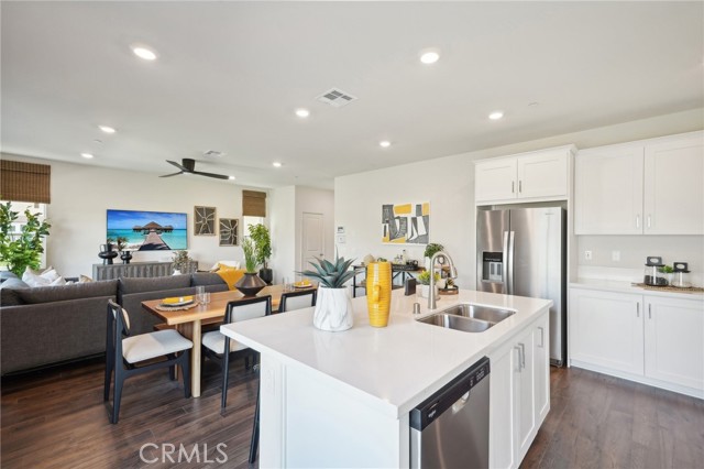 Detail Gallery Image 8 of 23 For 14139 Belica St, Moreno Valley,  CA 92555 - 4 Beds | 2/1 Baths