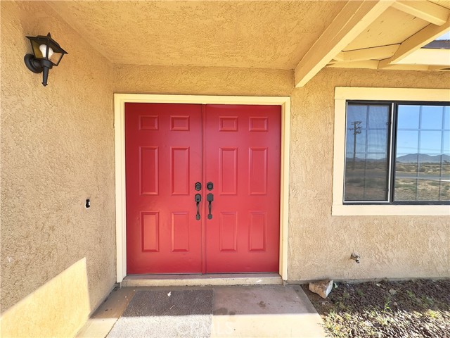 22311 Thunderbird Road, Apple Valley CA: https://media.crmls.org/medias/d5270a69-a62e-4958-847c-7d24fe42a285.jpg
