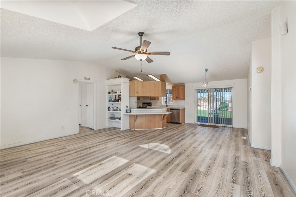 MLS #CV25265881 image #24