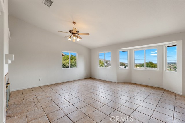 Detail Gallery Image 5 of 21 For 7655 Ventura, Yucca Valley,  CA 92284 - 4 Beds | 2 Baths