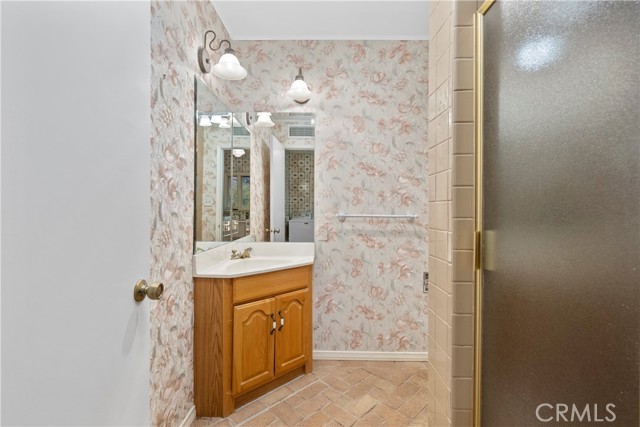 Image 33 of 74 For 3490 Ojai Avenue