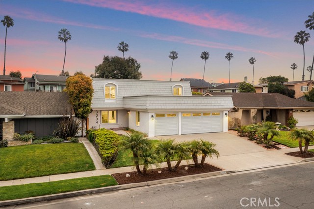 Detail Gallery Image 1 of 1 For 3004 Seaview Ave, Ventura,  CA 93001 - 5 Beds | 2/1 Baths