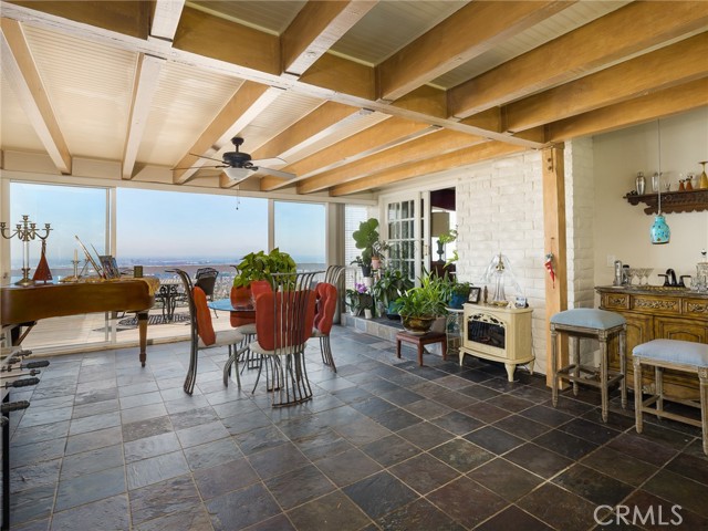 Detail Gallery Image 15 of 41 For 30040 Grandpoint Ln, Rancho Palos Verdes,  CA 90275 - 3 Beds | 3 Baths