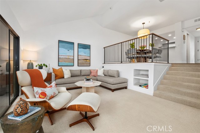 7 Canyon Island Drive, Newport Beach CA: https://media.crmls.org/medias/d52aa4d9-17f0-494c-9f0e-8bb5a5441c2d.jpg