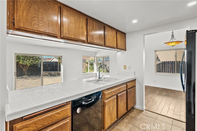 Detail Gallery Image 30 of 48 For 4847 Talmadge, Moorpark,  CA 93021 - 3 Beds | 2 Baths