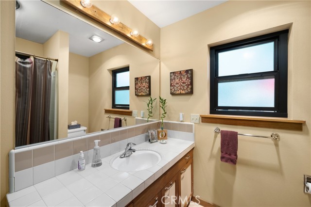 9055 Junipero Avenue, Atascadero CA: https://media.crmls.org/medias/d52bdfe7-58e5-46d8-aa5d-9839c8cc0462.jpg