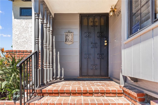6557 E Walkerton Street, Long Beach CA: https://media.crmls.org/medias/d52c54b2-658e-413c-94a6-97f2464e6aa9.jpg