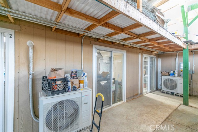 11024 Peoria Street, Sun Valley CA: https://media.crmls.org/medias/d52ccf1f-d521-401a-a023-afdb6b1587ac.jpg