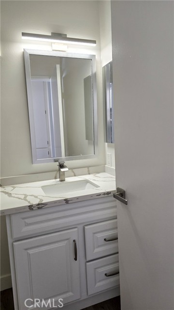 Detail Gallery Image 9 of 18 For 3910 11th St #3,  Long Beach,  CA 90804 - 2 Beds | 2 Baths