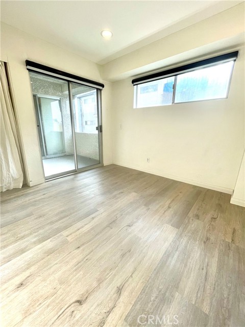 20155 Keswick Street, Winnetka CA: https://media.crmls.org/medias/d52ee509-1c07-4382-8afa-257ff5406702.jpg