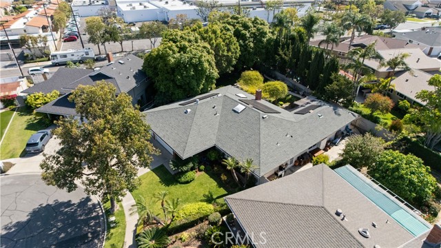 13811 Palace Way, Tustin CA: https://media.crmls.org/medias/d52f54b0-7854-460f-8e16-9ec17849d205.jpg