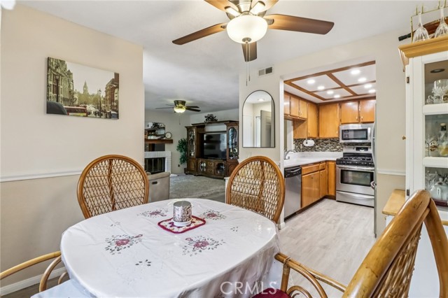 Detail Gallery Image 10 of 27 For 795 Brookstone Rd #102,  Chula Vista,  CA 91913 - 3 Beds | 2 Baths