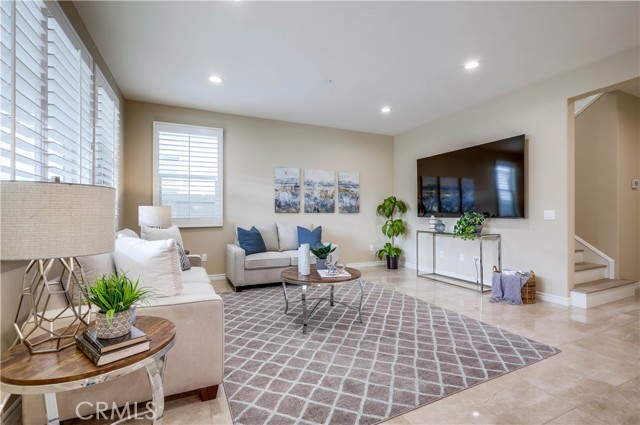 Detail Gallery Image 9 of 70 For 9936 Pear, Westminster,  CA 92683 - 4 Beds | 3/1 Baths
