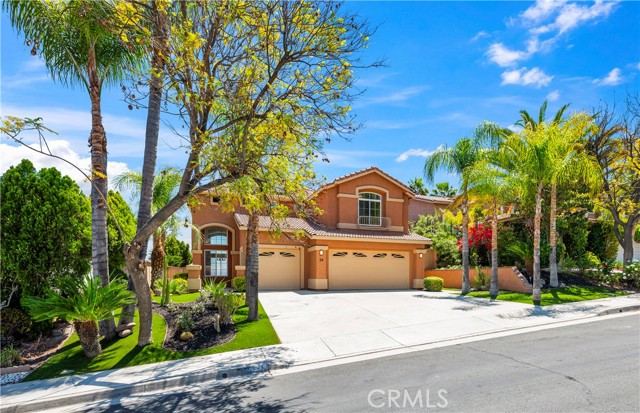 Detail Gallery Image 2 of 58 For 29 Villa Valtelena, Lake Elsinore,  CA 92532 - 4 Beds | 3 Baths