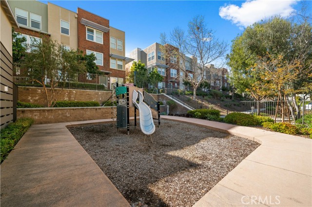 Detail Gallery Image 34 of 34 For 75 Brownstone Way #146,  Aliso Viejo,  CA 92656 - 2 Beds | 2/1 Baths