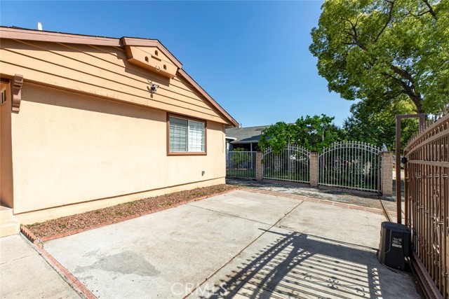 Detail Gallery Image 38 of 57 For 7106 Teesdale Ave, North Hollywood,  CA 91605 - 3 Beds | 2 Baths
