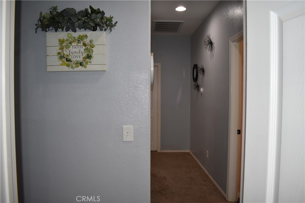 https://media.crmls.org/medias/d5312c56-2f8c-468e-a62a-1aa5d4babec6.jpg?preset=X-Large
