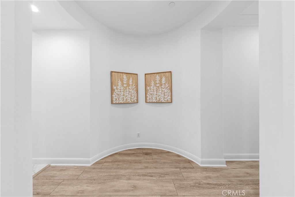 MLS #OC25277279 image #46