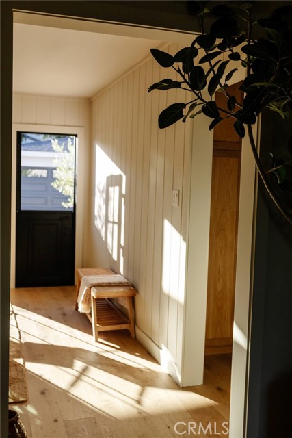 4367 Rising Hill Road, Altadena CA: https://media.crmls.org/medias/d531f671-3cf0-4d0f-a2a4-81a5f3db1393.jpg
