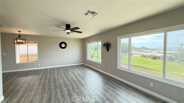 10079 Chisholm Trail, Cherry Valley CA: https://media.crmls.org/medias/d53285a6-708e-4185-a196-78d6159ab9d7.jpg
