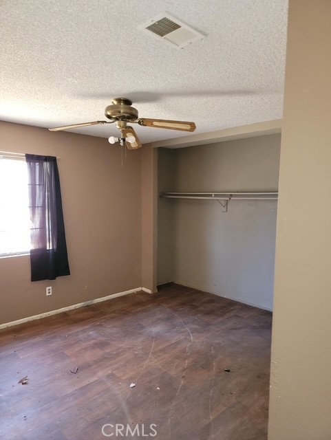 Detail Gallery Image 11 of 19 For 41052 177th, Lancaster,  CA 93535 - 3 Beds | 2 Baths