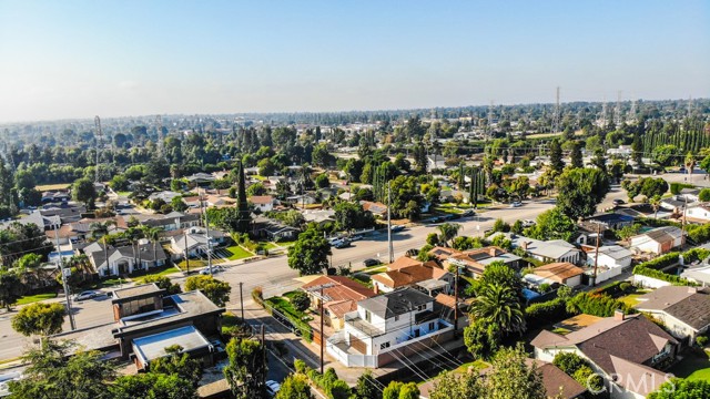 Detail Gallery Image 52 of 63 For 16701 Rinaldi St, Granada Hills,  CA 91344 - 3 Beds | 2/1 Baths