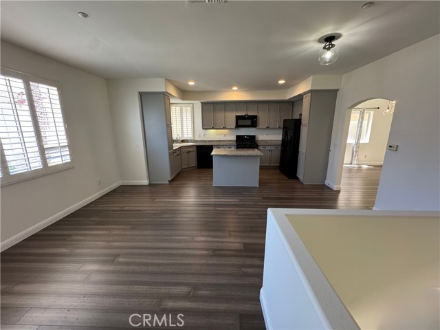 503 S Maria Avenue, Redondo Beach CA: https://media.crmls.org/medias/d5340b14-2dfe-4d83-a4f1-cff79b3abc96.jpg