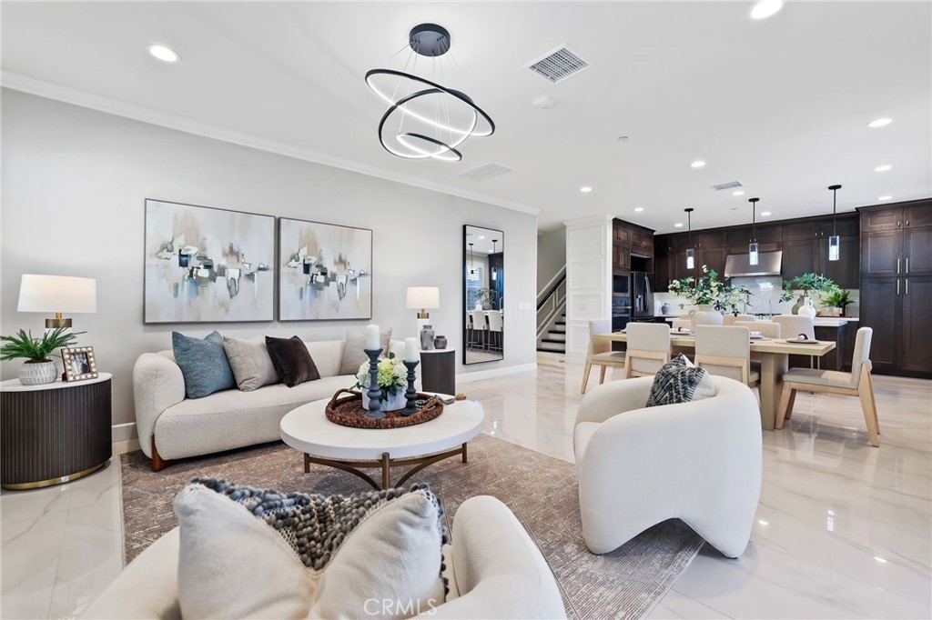 MLS #OC25257950 image #8