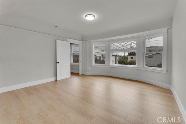 225 N Avenue 57, Los Angeles CA: https://media.crmls.org/medias/d5350a90-e616-4b0a-9584-66a6fa4c5376.jpg