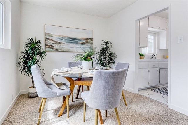 426 S Broadway, Redondo Beach CA: https://media.crmls.org/medias/d5352c16-2046-4fa4-95b1-98d931459319.jpg