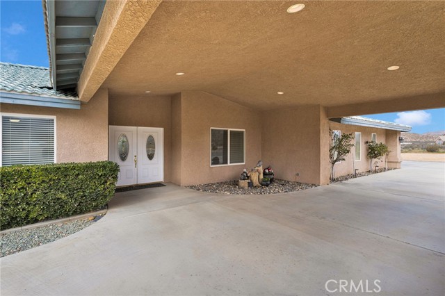 Detail Gallery Image 7 of 75 For 13724 Yuma Rd, Apple Valley,  CA 92307 - 5 Beds | 2/1 Baths