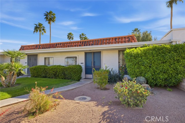 Detail Gallery Image 2 of 43 For 45830 Ocotillo Dr, Palm Desert,  CA 92260 - 3 Beds | 2 Baths