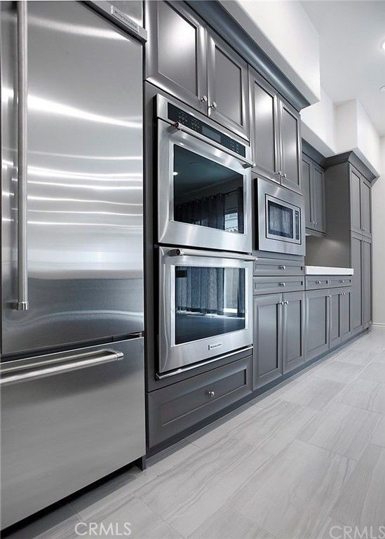 221 Geyser, Irvine CA: https://media.crmls.org/medias/d53881f9-abe5-4aef-9c61-0ce0c177604f.jpg