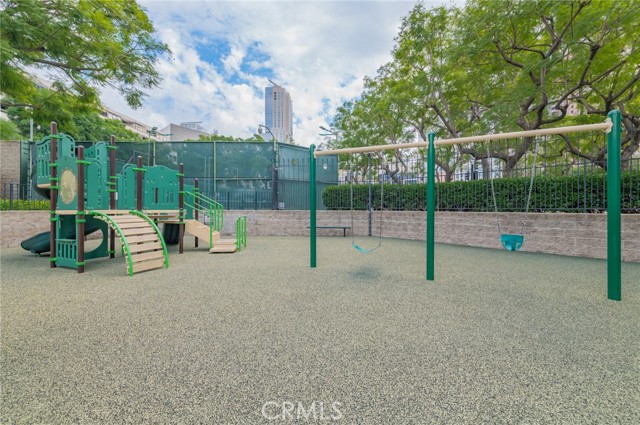 Detail Gallery Image 23 of 31 For 800 W 1st St #504,  Los Angeles,  CA 90012 - 0 Beds | 1 Baths