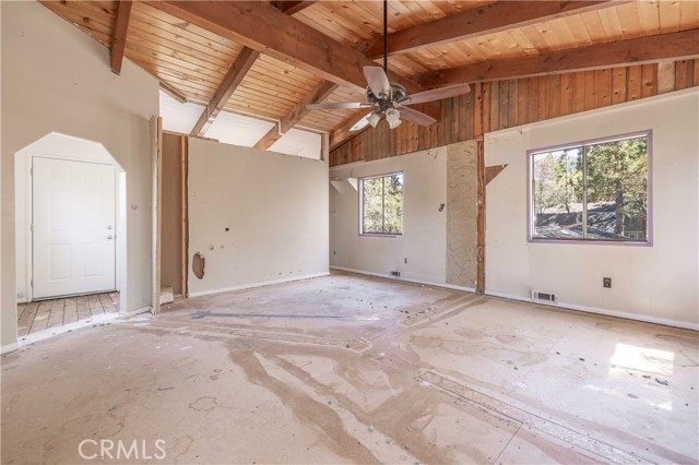 Detail Gallery Image 14 of 35 For 600 Moreno Ln, Sugarloaf,  CA 92386 - 4 Beds | 2 Baths