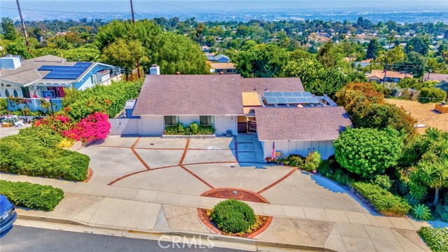 large circular driveway