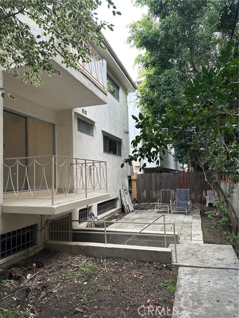 Detail Gallery Image 15 of 15 For 1607 Greenfield Ave #4,  West Los Angeles,  CA 90025 - 2 Beds | 2 Baths