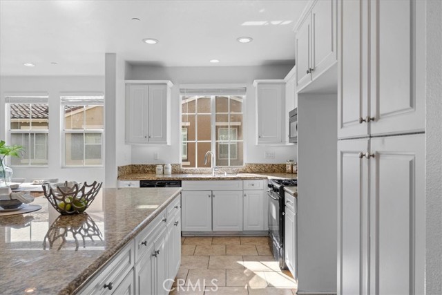 6386 Delgado Lane, Eastvale CA: https://media.crmls.org/medias/d53a280b-246a-480b-9de4-1ea1a42406ad.jpg