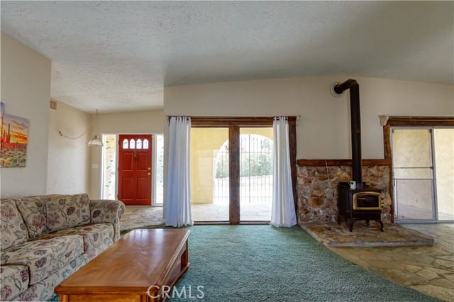 16811 Via Quedo, Desert Hot Springs CA: https://media.crmls.org/medias/d53a9c79-0a5c-48c6-b7cf-24dfa2bebd50.jpg