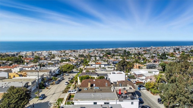 729 Longfellow, Hermosa Beach, California 90254, ,Residential Income,For Sale,Longfellow,SB25230290