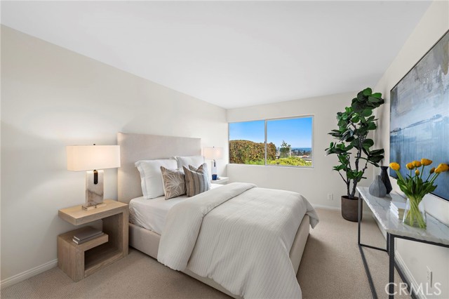 Detail Gallery Image 31 of 61 For 2519 Harbor View Dr, Corona Del Mar,  CA 92625 - 4 Beds | 2/1 Baths